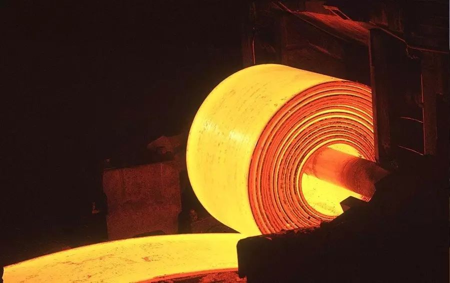 【要聞快遞】5只A股跌停，鋼鐵行業跌幅最大